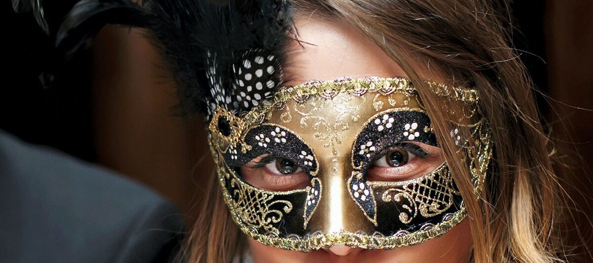 Tema fest Losby Gods - Maskeradeball