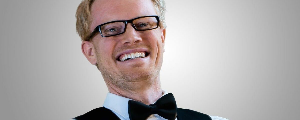 Henrik Morken Nielsen som skult servitør - aktivitet på Losby Gods