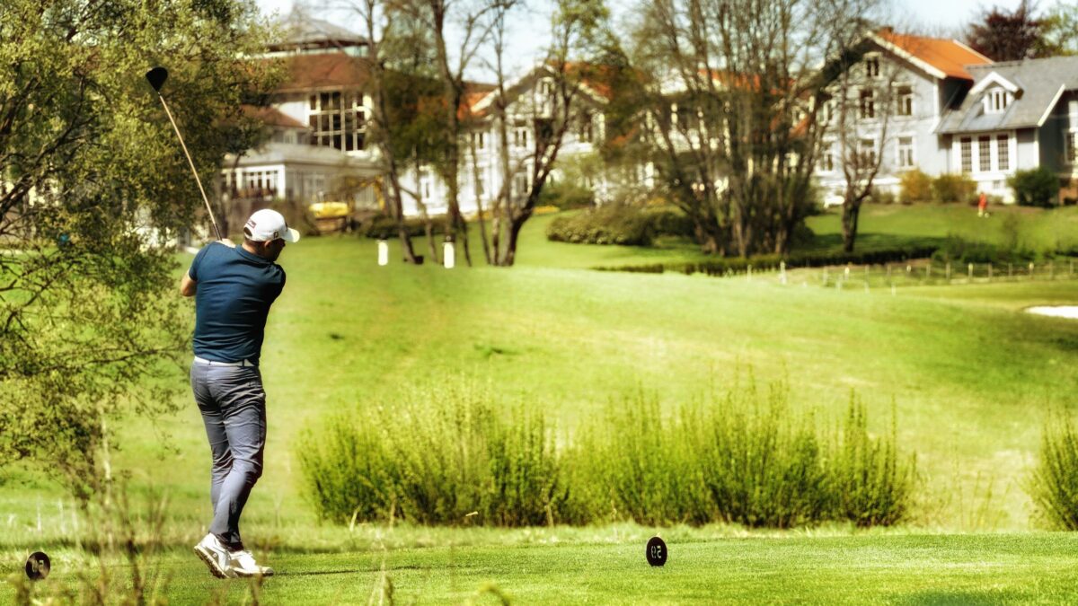 Golfspiller på Losby Gods